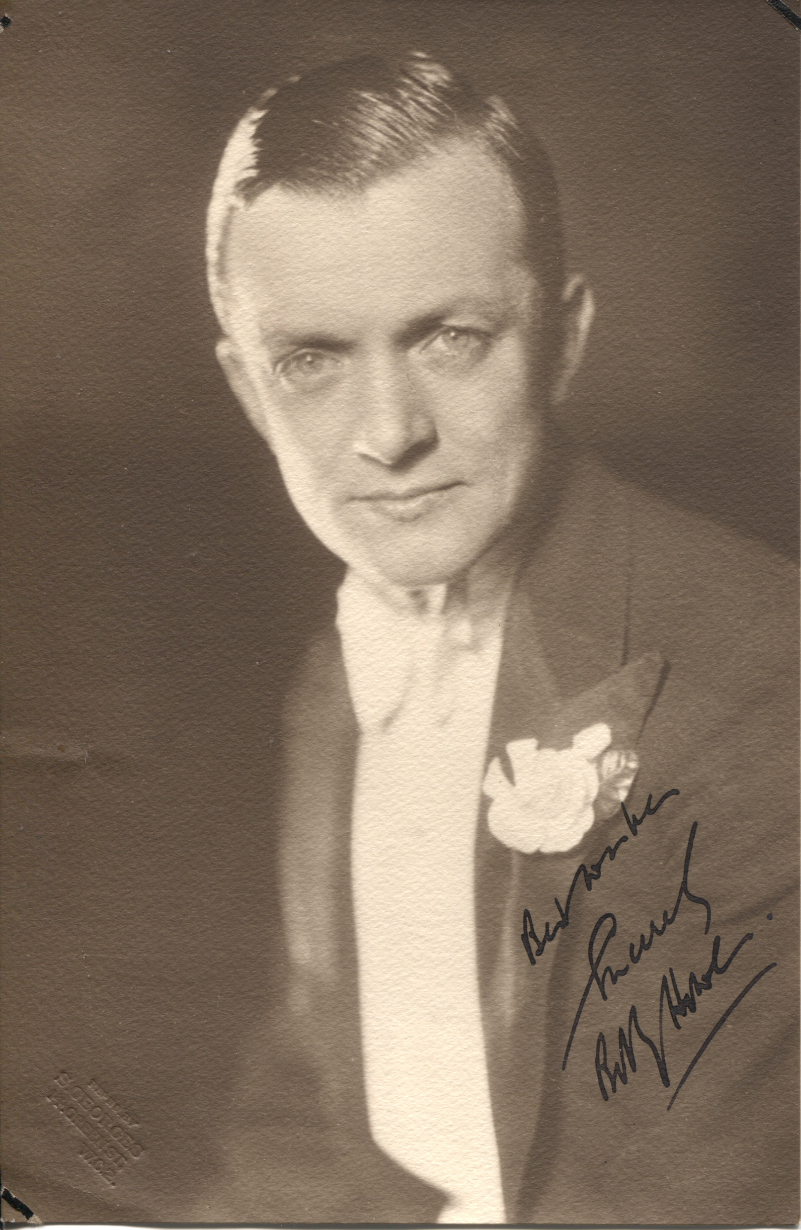 HOWES-43331-1.jpg