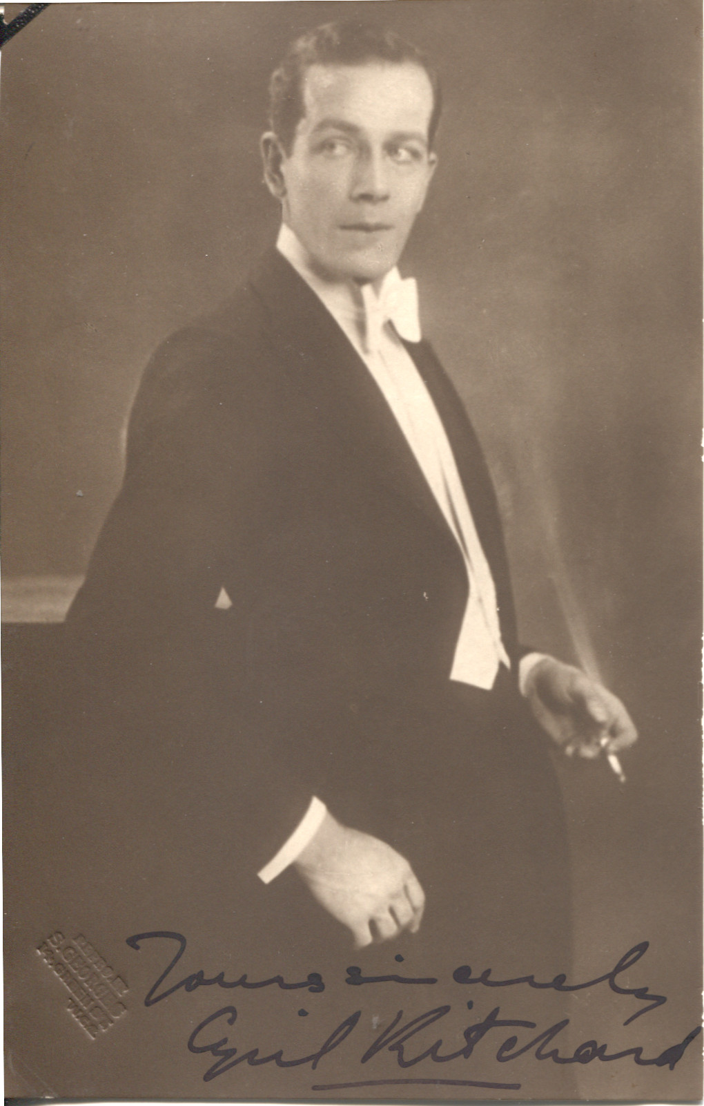 RITCHARD-43362-1.jpg