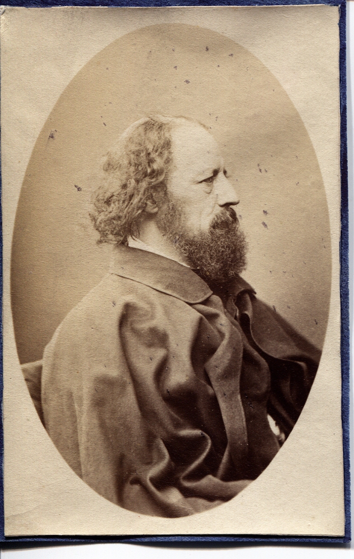 TENNYSON-42367-1.jpg