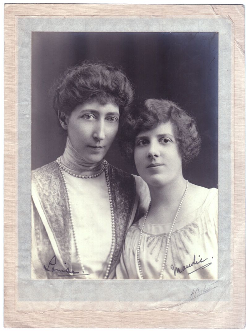 (Alexandra Dagmar, 1867-1931, Princess Royal, Duchess of Fife, Daughter of Edward VII) and her daughter Princess MAUD (1893-1945) — Sophie Dupré Autographs