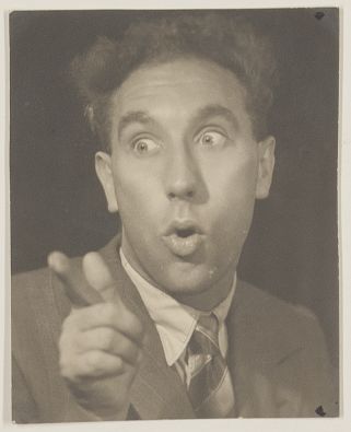 (Frankie, 1921-1992, Comedian) — Sophie Dupré Autographs