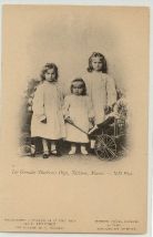 (1895-1918, Grand Duchess of Russia, daughter of Tsar Nicholas II) & her sisters TATIANA (1897-1918) & MARIA (1899-1918)] — Sophie Dupré Autographs