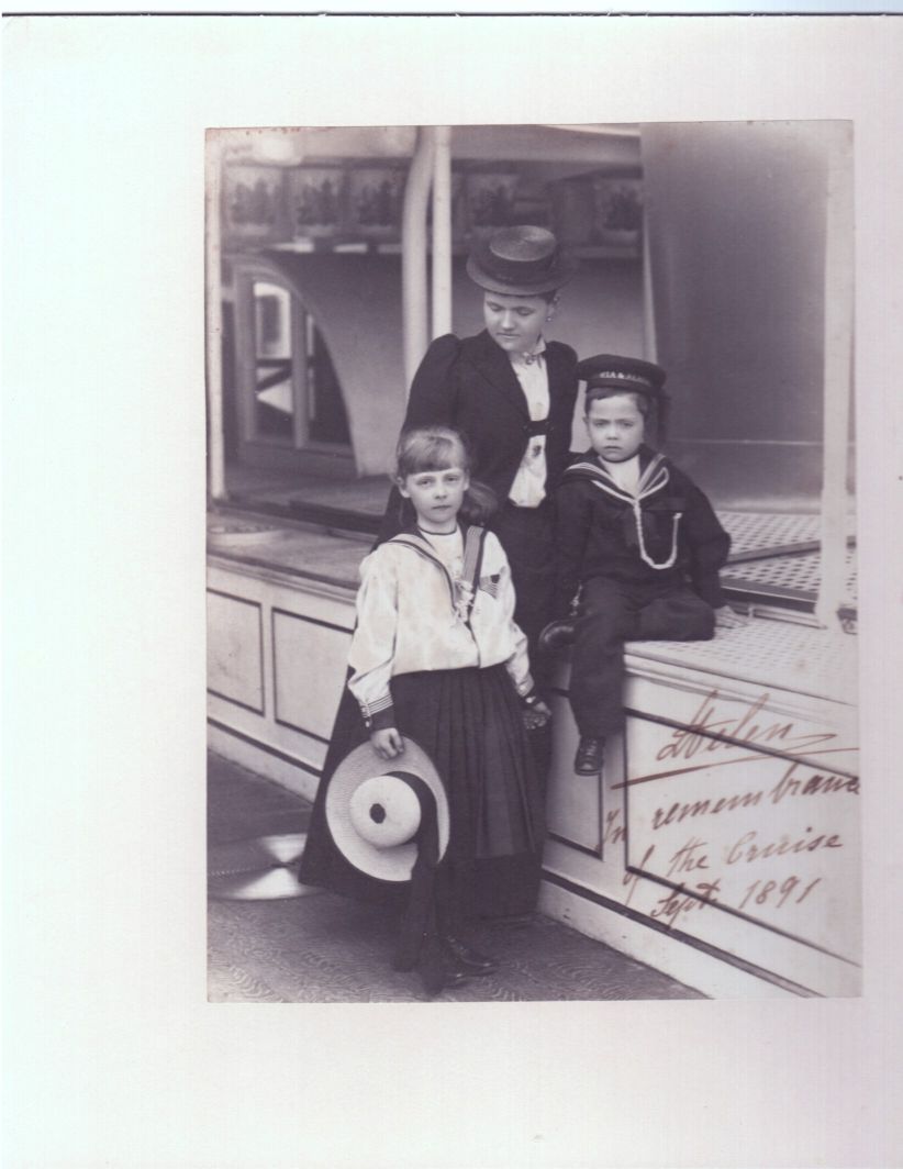 (Princess of Waldeck, 1861-1922, wife of Leopold, 1853-1884, 1st Duke of Albany, son of Queen Victoria)] — Sophie Dupré Autographs