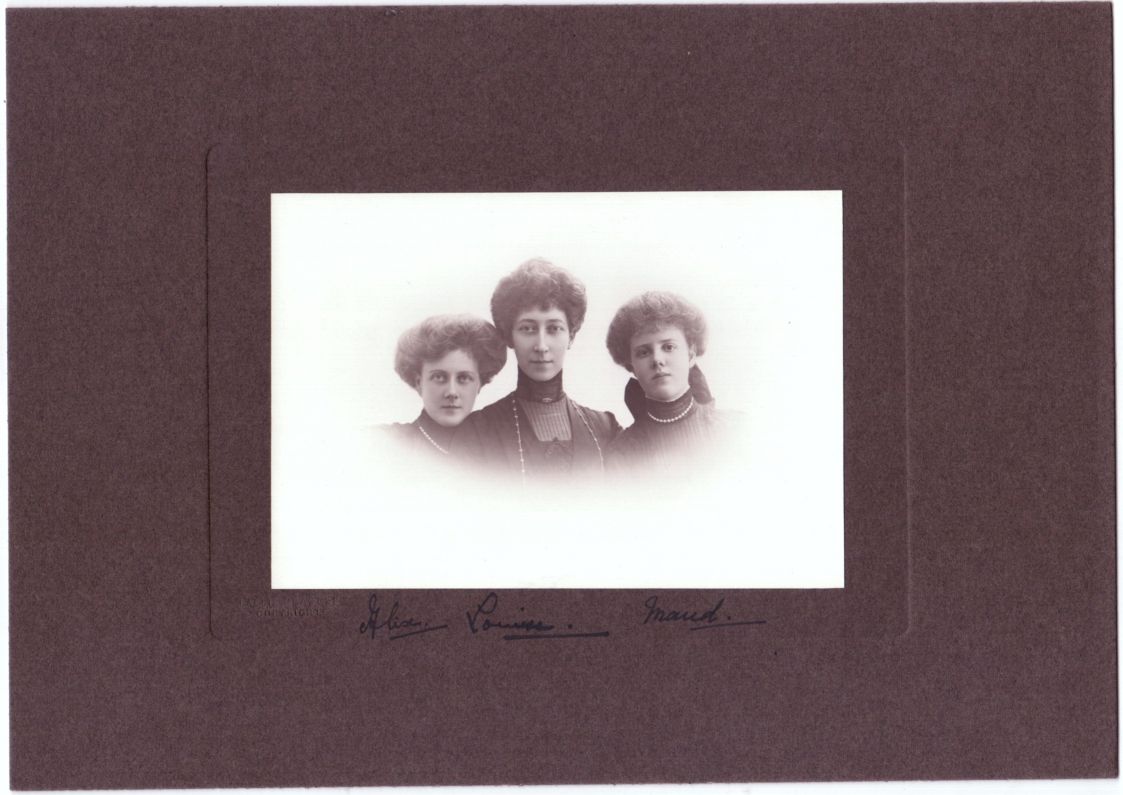 (Alexandra Dagmar, 1867-1931, Princess Royal, Duchess of Fife, Daughter of Edward VII) and her daughters ALEXANDRA (1891-1959) & MAUD (1893-1945) — Sophie Dupré Autographs