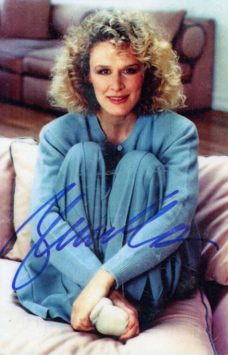 (Glenn, b. 1947, American stage and film actress) — Sophie Dupré Autographs