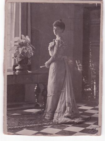 (Dorothea Ulrike Alice, 1870-1932, Princess of Prussia, daughter of Emperor Friedrich III, wife, 1889, of King Constantine I of Greece) — Sophie Dupré Autographs