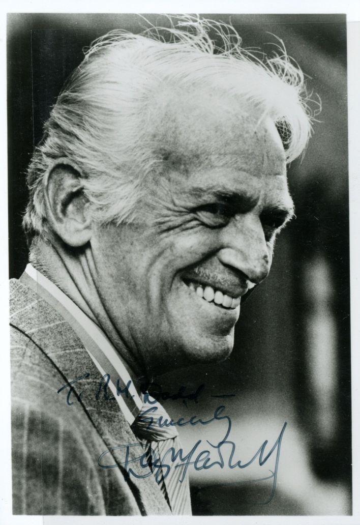(Douglas, jr., 1909-2000, American Writer and Actor, Honorary Knight) — Sophie Dupré Autographs