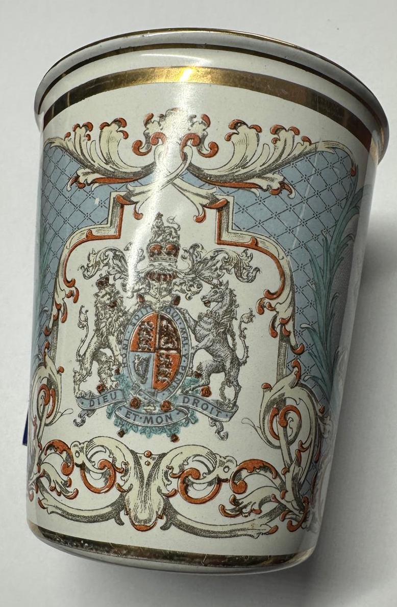 [VICTORIA image 3