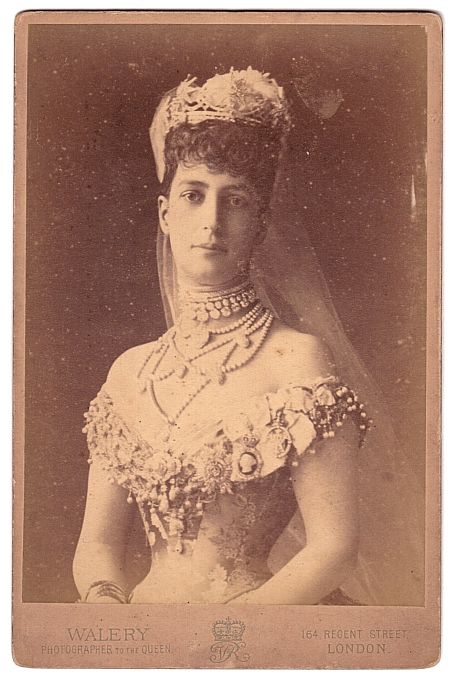 (of Denmark, 1844-1925, Queen of Edward VII) — Sophie Dupré Autographs