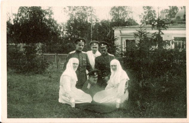 (1895-1918, Grand Duchess of Russia, daughter of Tsar Nicholas II) & her sister TATIANA (1897-1918) — Sophie Dupré Autographs