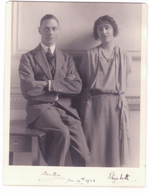(1895-1952, King of England) & ELIZABETH (1900-2002, Queen of Great Britain) — Sophie Dupré Autographs