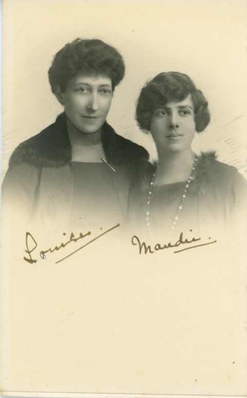 (Alexandra Dagmar, 1867-1931, Princess Royal, Duchess of Fife, Daughter of Edward VII) and her daughter MAUD (1893-1945, Countess of Southesk) — Sophie Dupré Autographs