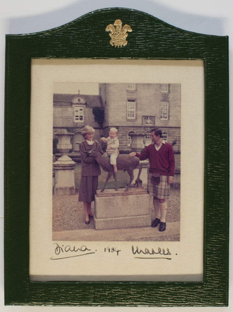 (Philip Arthur George, b. 1948, King of Great Britain, Former Prince of Wales) & Princess DIANA (1961-1997, his ex-wife) — Sophie Dupré Autographs