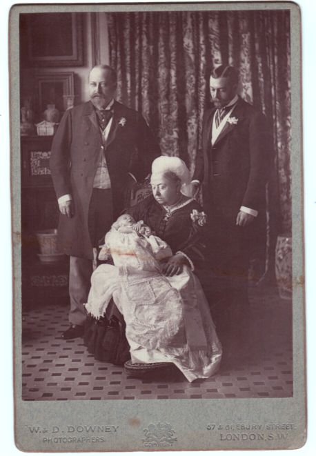 (1819-1901, Queen of Great Britain) — Sophie Dupré Autographs