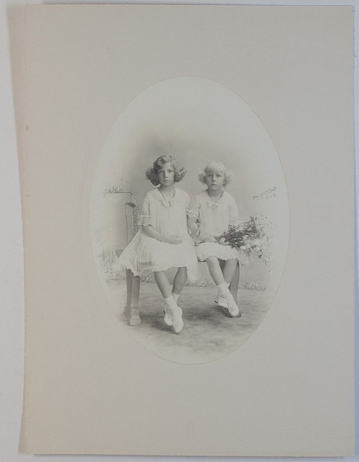 (1909-2002) and MARIA CRISTINA (1911-1996), Infantas, the daughters of Alfonso XIII and Queen Victoria Eugenia] — Sophie Dupré Autographs