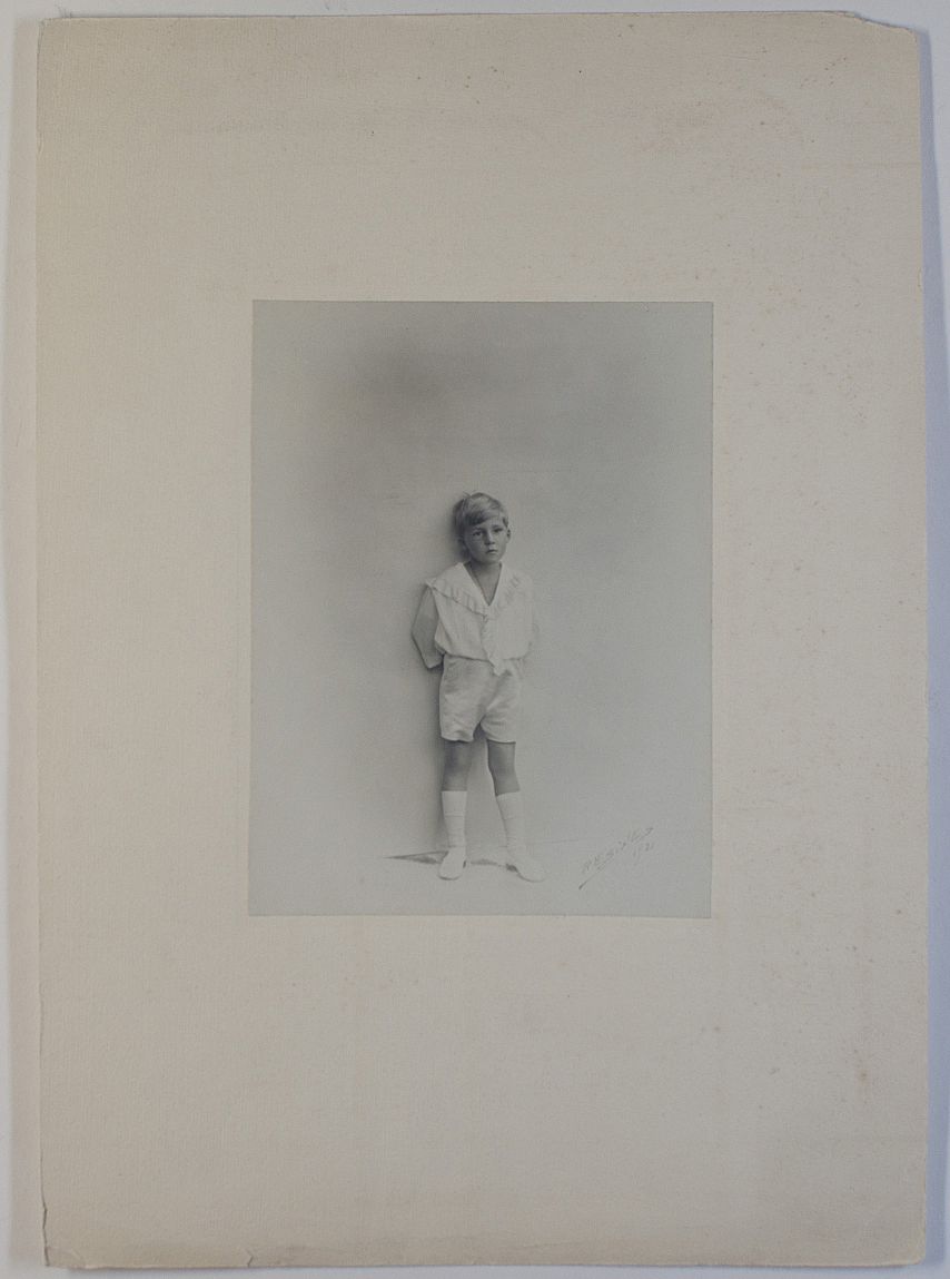 1913-1993, Count of Barcelona, son of Alfonso XIII who abdicated in his favour in 1941, father of King Juan Carlos I] — Sophie Dupré Autographs