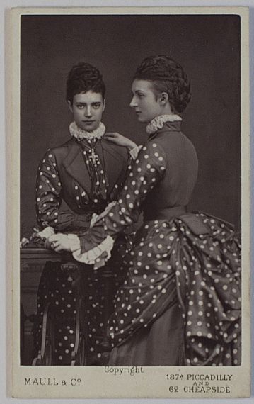 (Russian Empress, 1847-1928, wife of Tsar Alexander III, mother of Nicholas II) and her sister ALEXANDRA (of Denmark, 1844-1925, Queen of Edward VII)] — Sophie Dupré Autographs