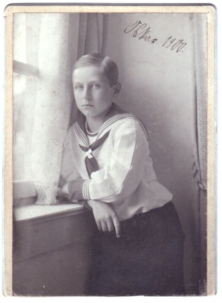 (Prince, 1888-1958, 5th son of Kaiser Wilhelm II, married Countess Ina-Marie von Bassewitz) — Sophie Dupré Autographs