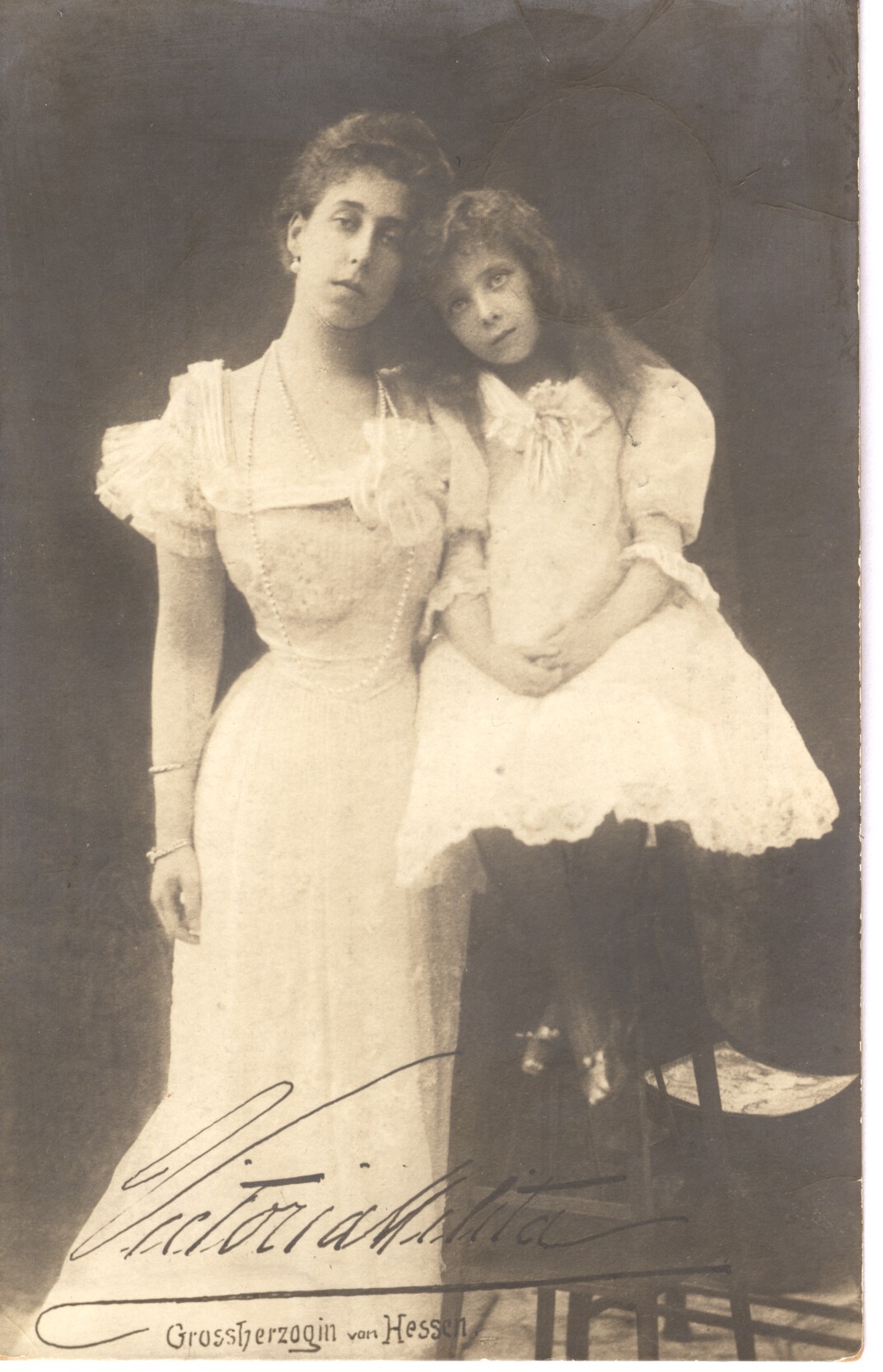 (1876-1936, wife of Grand Duke Ernst Ludwig of Hesse and secondly Grand Duke Kirill Vladimirovitch of Russia, granddaughter of Queen Victoria) — Sophie Dupré Autographs