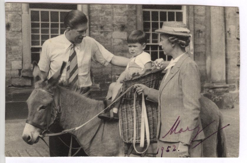 (Countess of Harewood, 1897-1965, Princess Royal, Daughter of George V) — Sophie Dupré Autographs