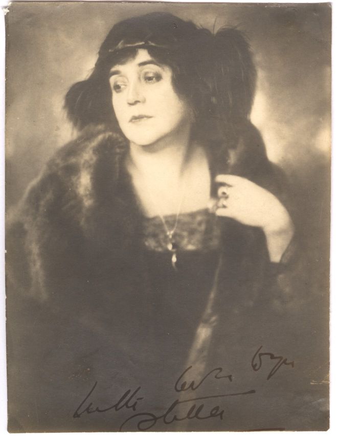 (Mrs Patrick, born Beatrice Stella Tanner, 1865-1940, Actress) — Sophie Dupré Autographs