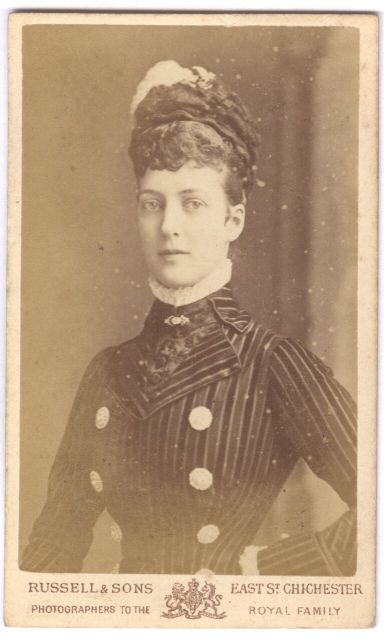 (of Denmark, 1844-1925, Queen of Edward VII)] — Sophie Dupré Autographs