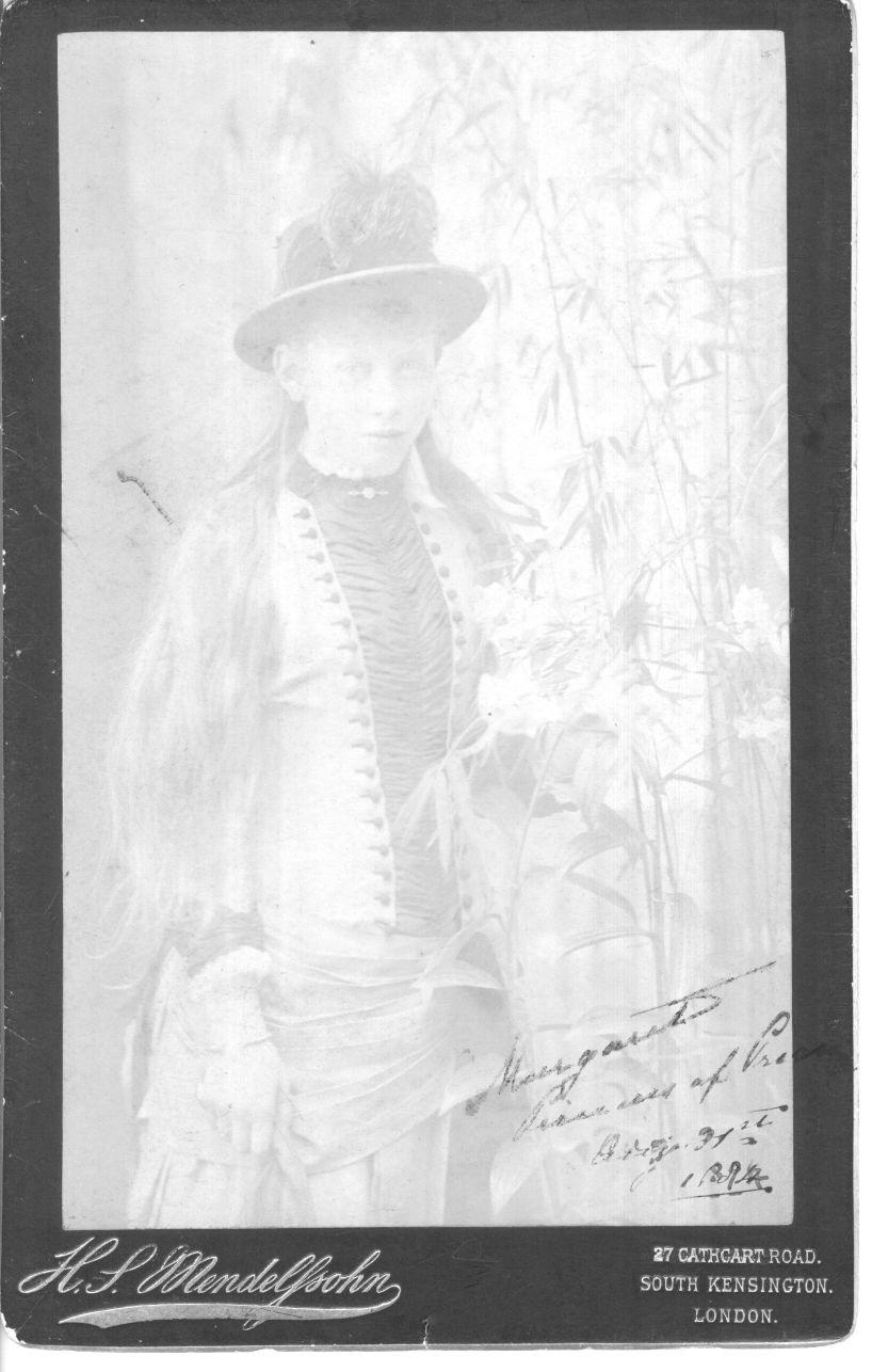 (Beatrice Feodora, 1872-1954, Princess of Prussia, daughter of Frederick III Emperor of Prussia, wife of Frederick Charles, Landgrave of Hesse) — Sophie Dupré Autographs