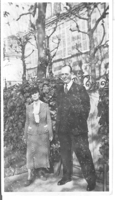 (Grand Duke,1879-1956, Russian Major-General, Grandson of Tsar Alexander II, Cousin of Nicholas II) and his wife Mathilda KSCHESSINSKA (1872-1971, Princess Romanovsky-Ksrassinsky)] — Sophie Dupré Autographs