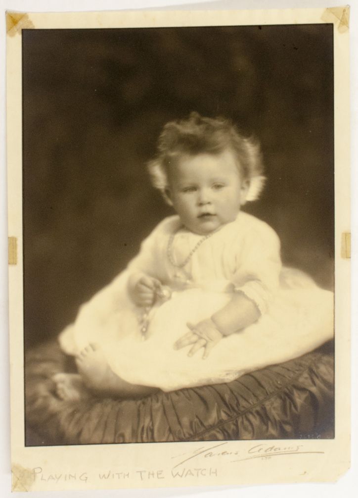 (1926-2022, Longest Serving Monarch of Great Britain)] — Sophie Dupré Autographs