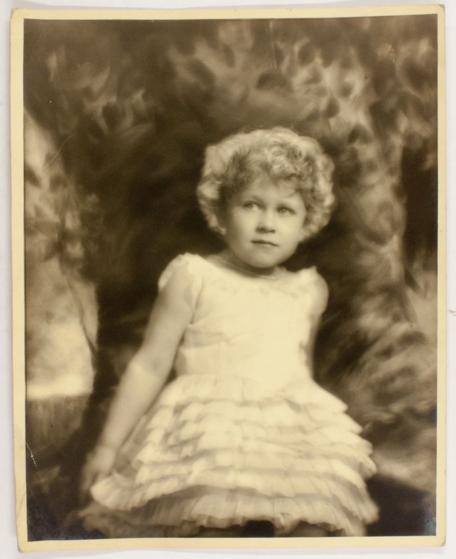 (1926-2022, Longest Serving Monarch of Great Britain)] — Sophie Dupré Autographs
