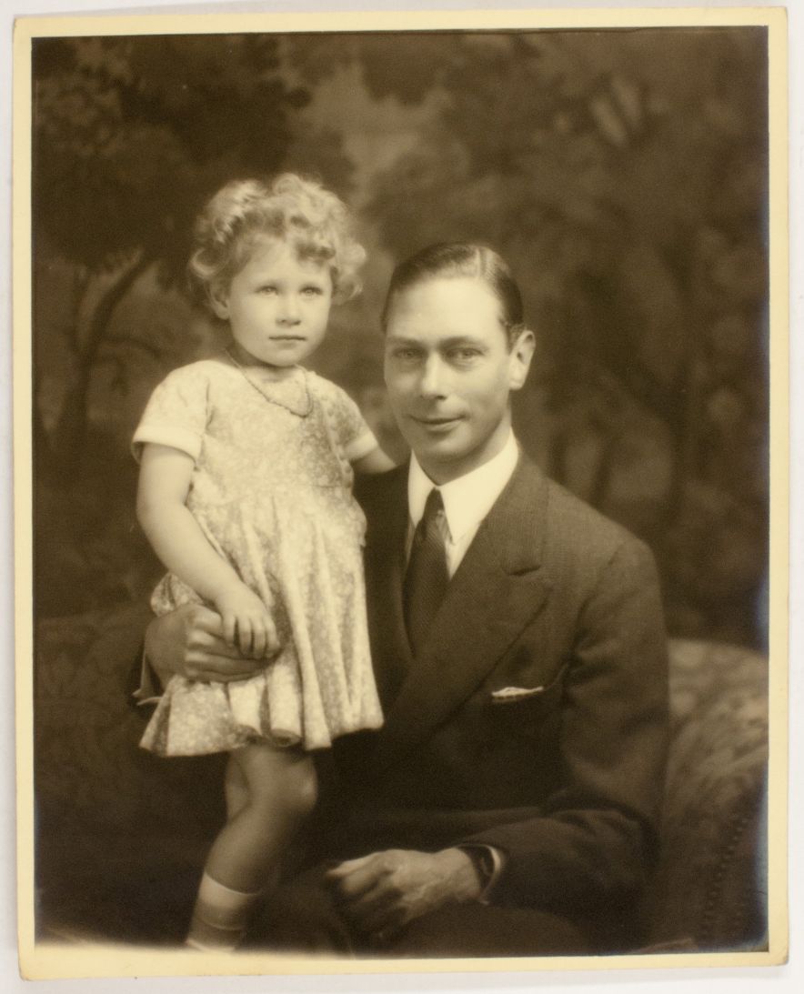 (1895-1952, King of Great Britain) and his daughter ELIZABETH II (b. 1926, Queen)] — Sophie Dupré Autographs