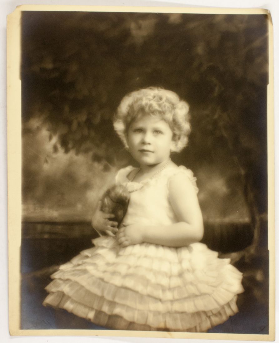 (1926-2022, Longest Serving Monarch of Great Britain)] — Sophie Dupré Autographs