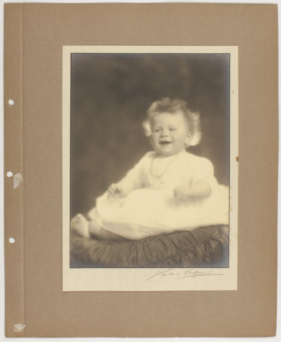 (1926-2022, Longest Serving Monarch of Great Britain)] — Sophie Dupré Autographs