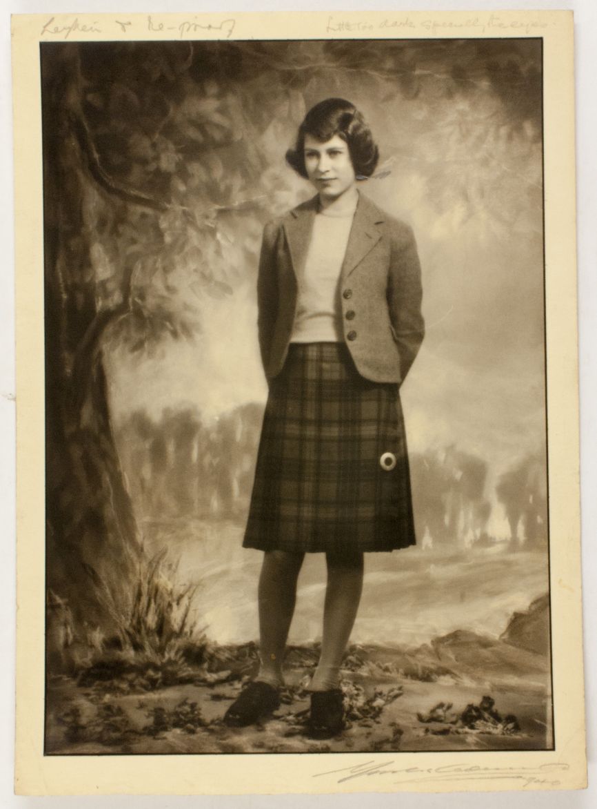 (1926-2022, Longest Serving Monarch of Great Britain)] — Sophie Dupré Autographs