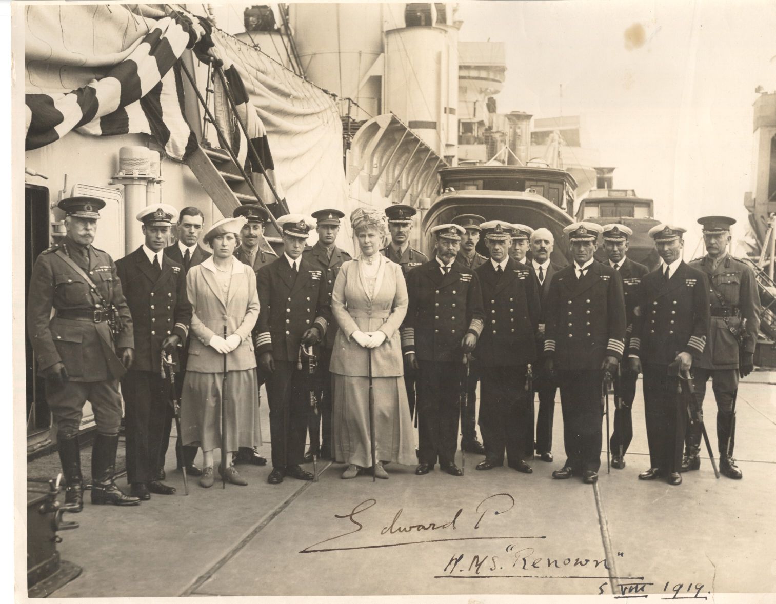 (1894-1972, King of Great Britain, Later the Duke of Windsor) — Sophie Dupré Autographs