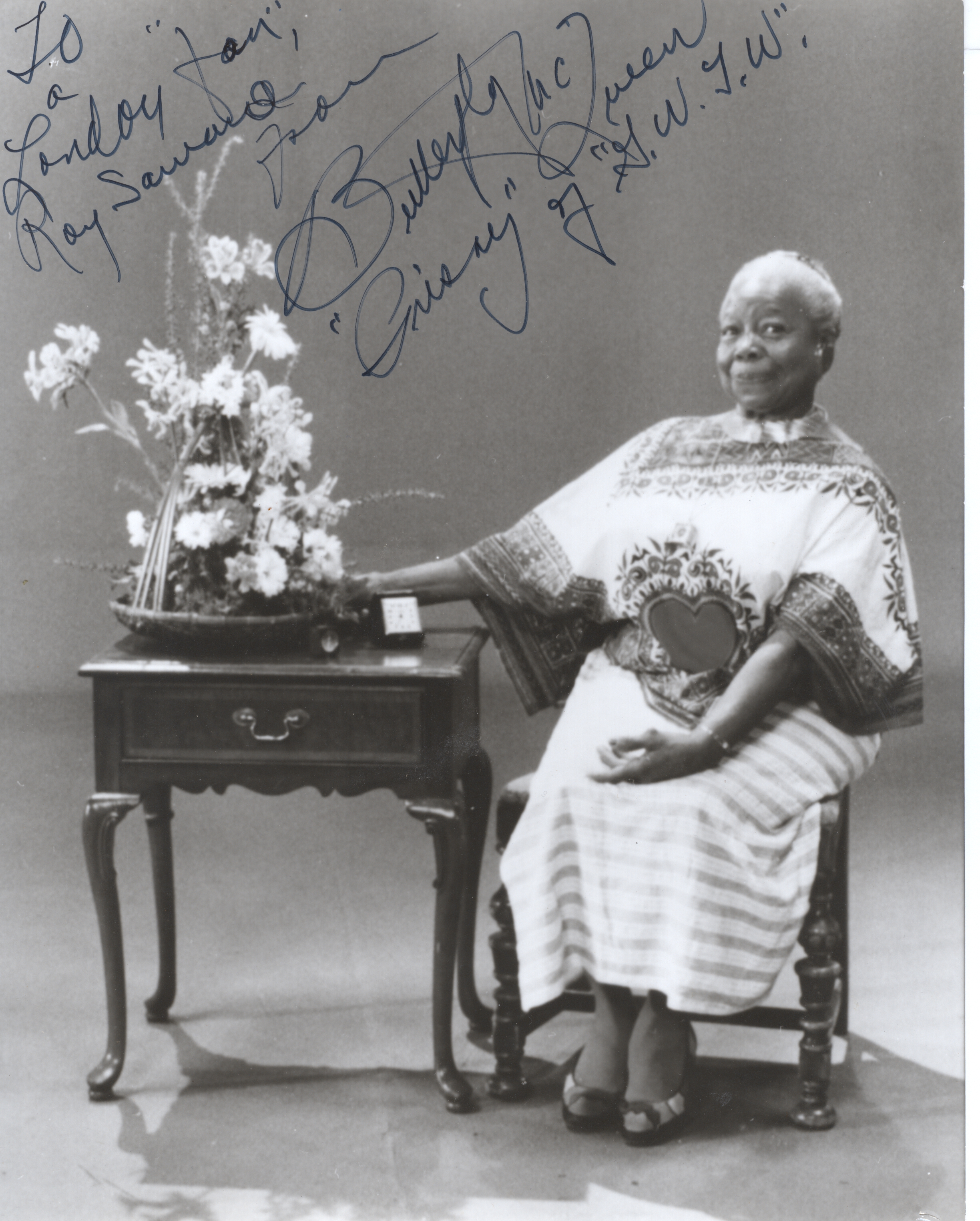 (Butterfly, 1911-1995, Actress in 'Gone with the Wind') — Sophie Dupré Autographs
