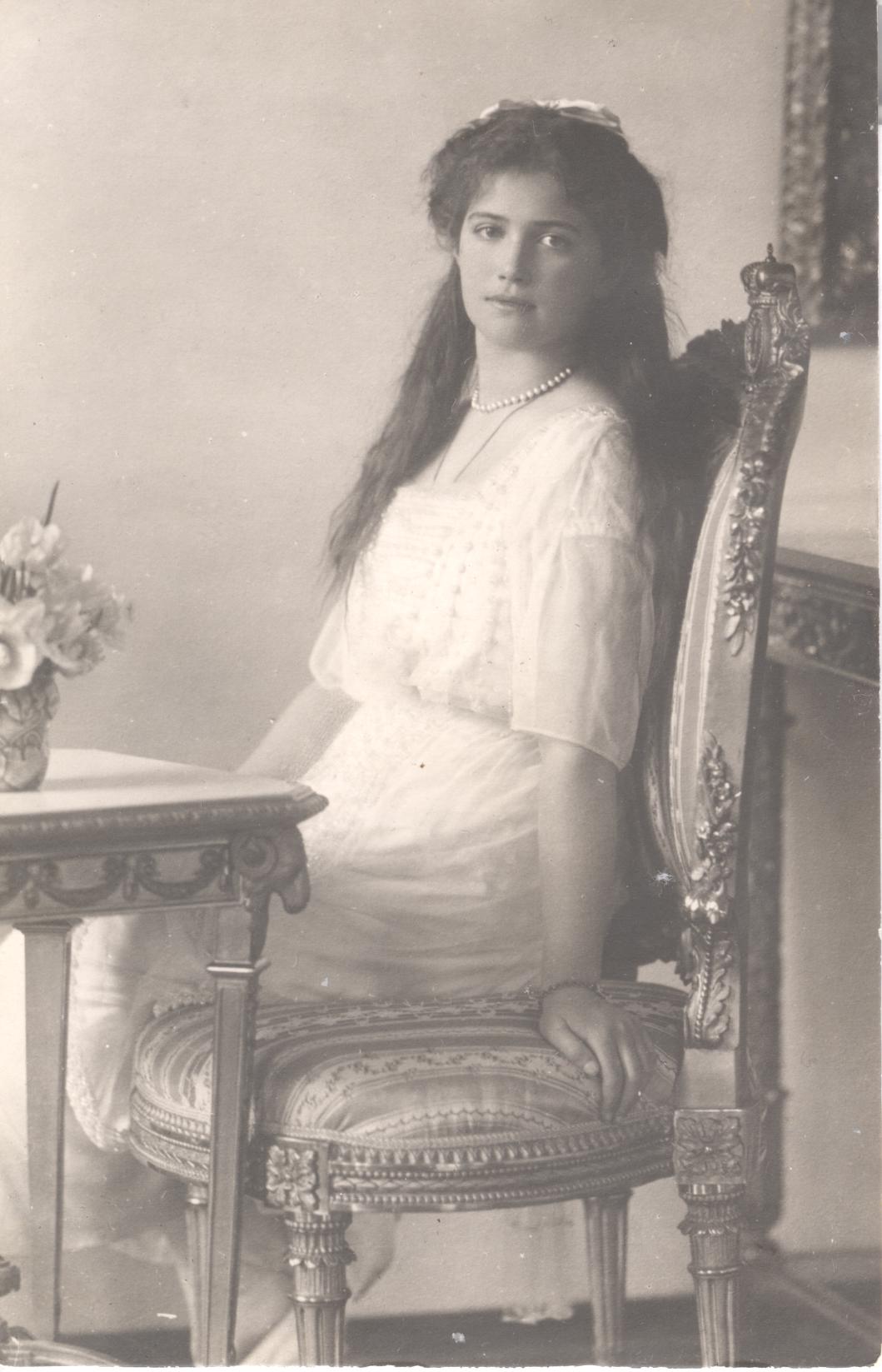 (1895-1918, Grand Duchess of Russia, daughter of Tsar Nicholas II) — Sophie Dupré Autographs