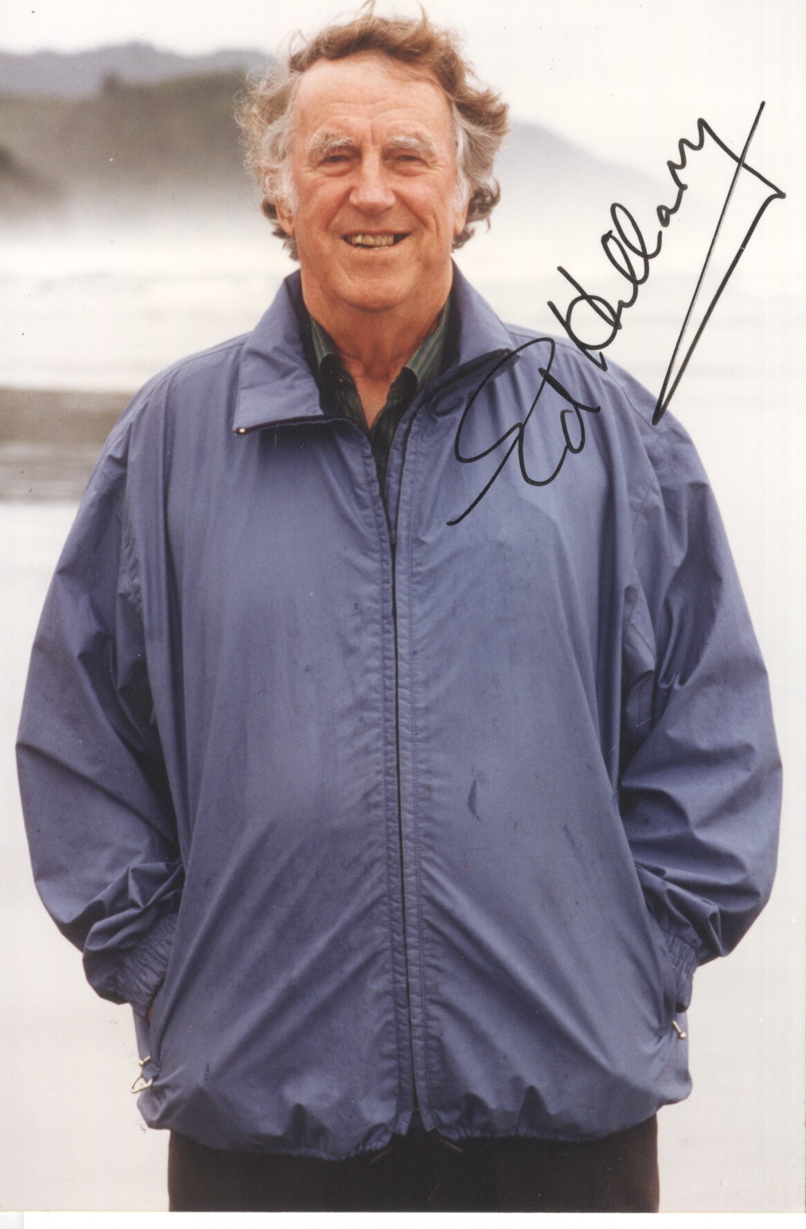 (Sir Edmund, 1919-2008, Mountaineer, Conqueror of Everest in 1953) — Sophie Dupré Autographs