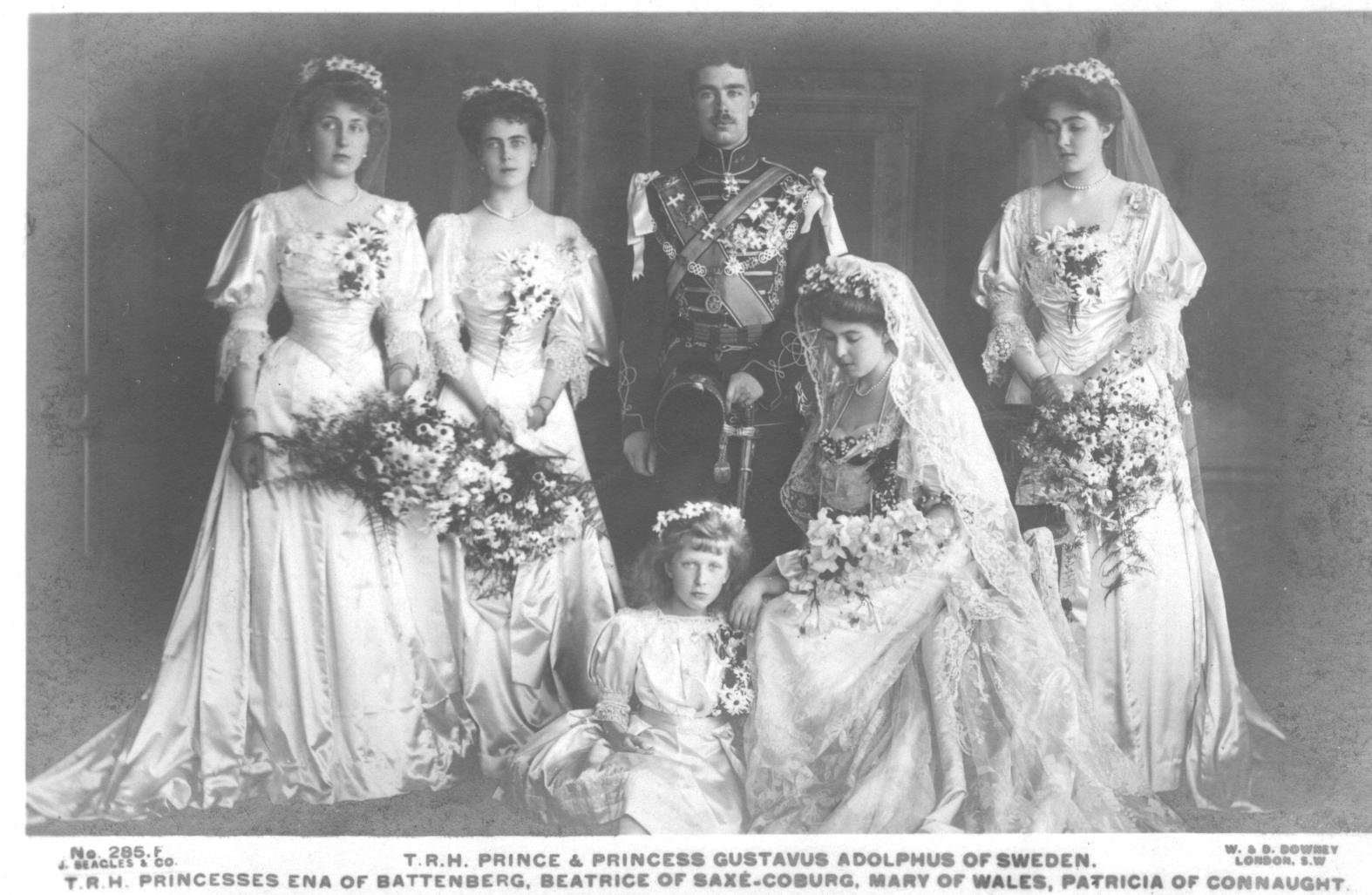 (1882-1973, from 1950 King of Sweden) and his first wife Princess MARGARET (1882-1920, of Connaught, 'Daisy', Crown Princess of Sweden)] — Sophie Dupré Autographs