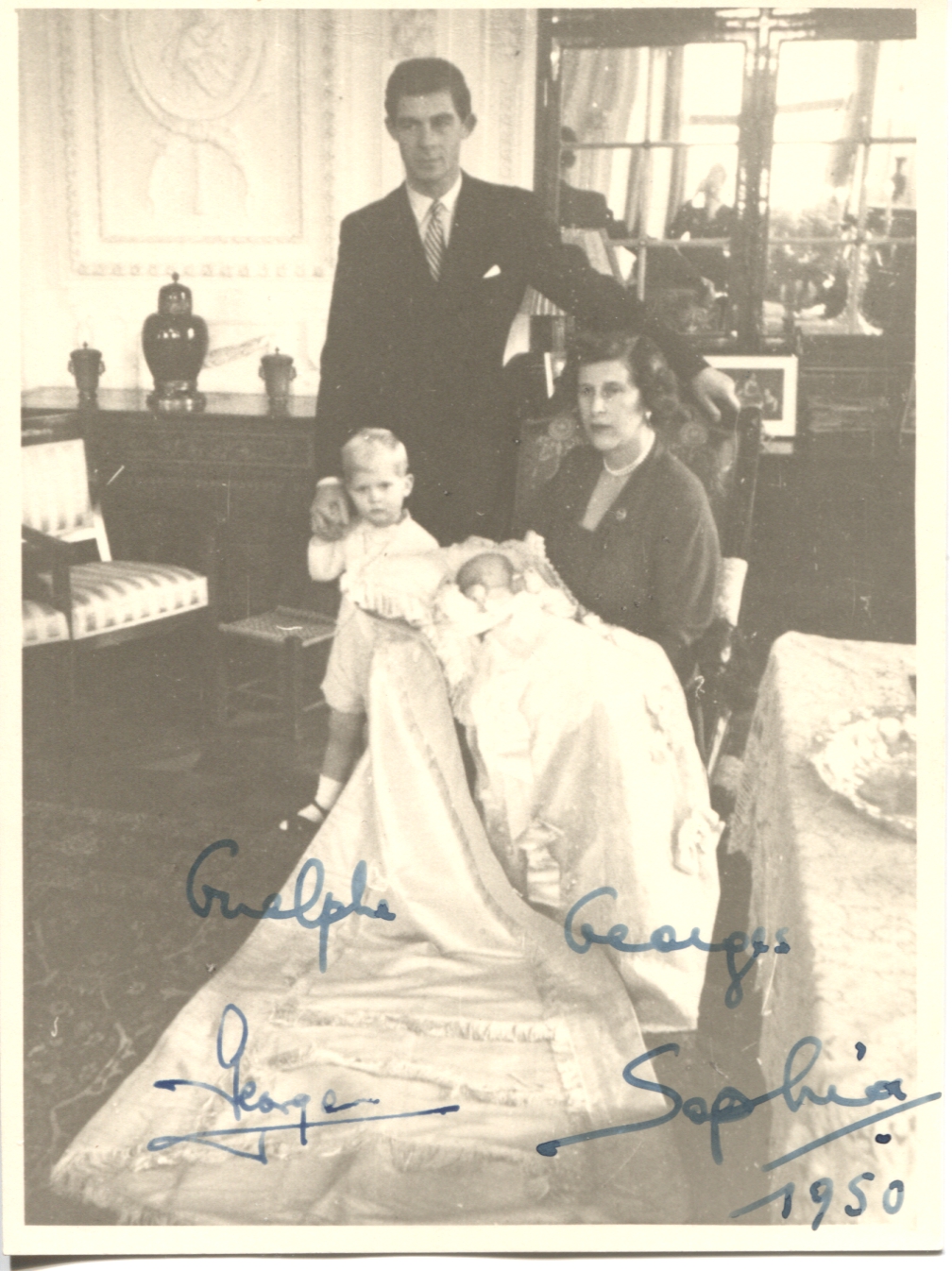 (William, Prince of Hanover, 1915-2006, 2nd eldest son of Ernest Augustus, Duke of Brunswick, brother-in-law of Prince Philip, Duke of Edinburgh) and his wife Princess SOPHIE (of Greece and Denmark, 1914-2001, Youngest daughter of Prince Andrew of Greece, elder sister of Prince Philip) — Sophie Dupré Autographs