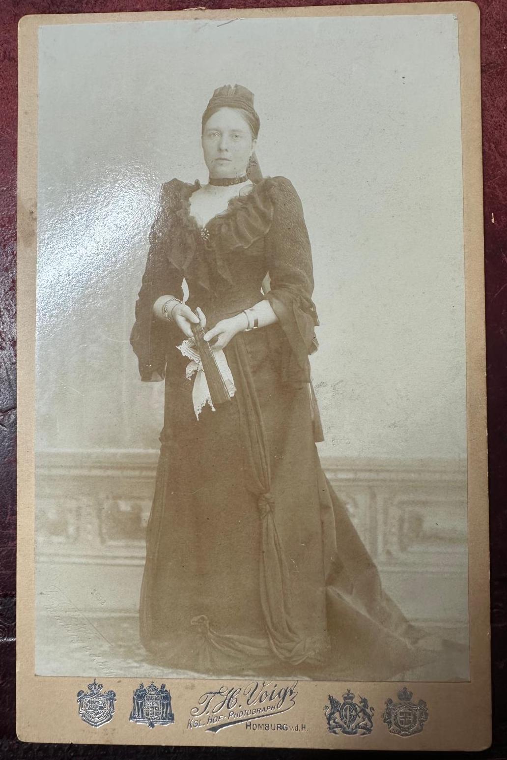 [VICTORIA image 2