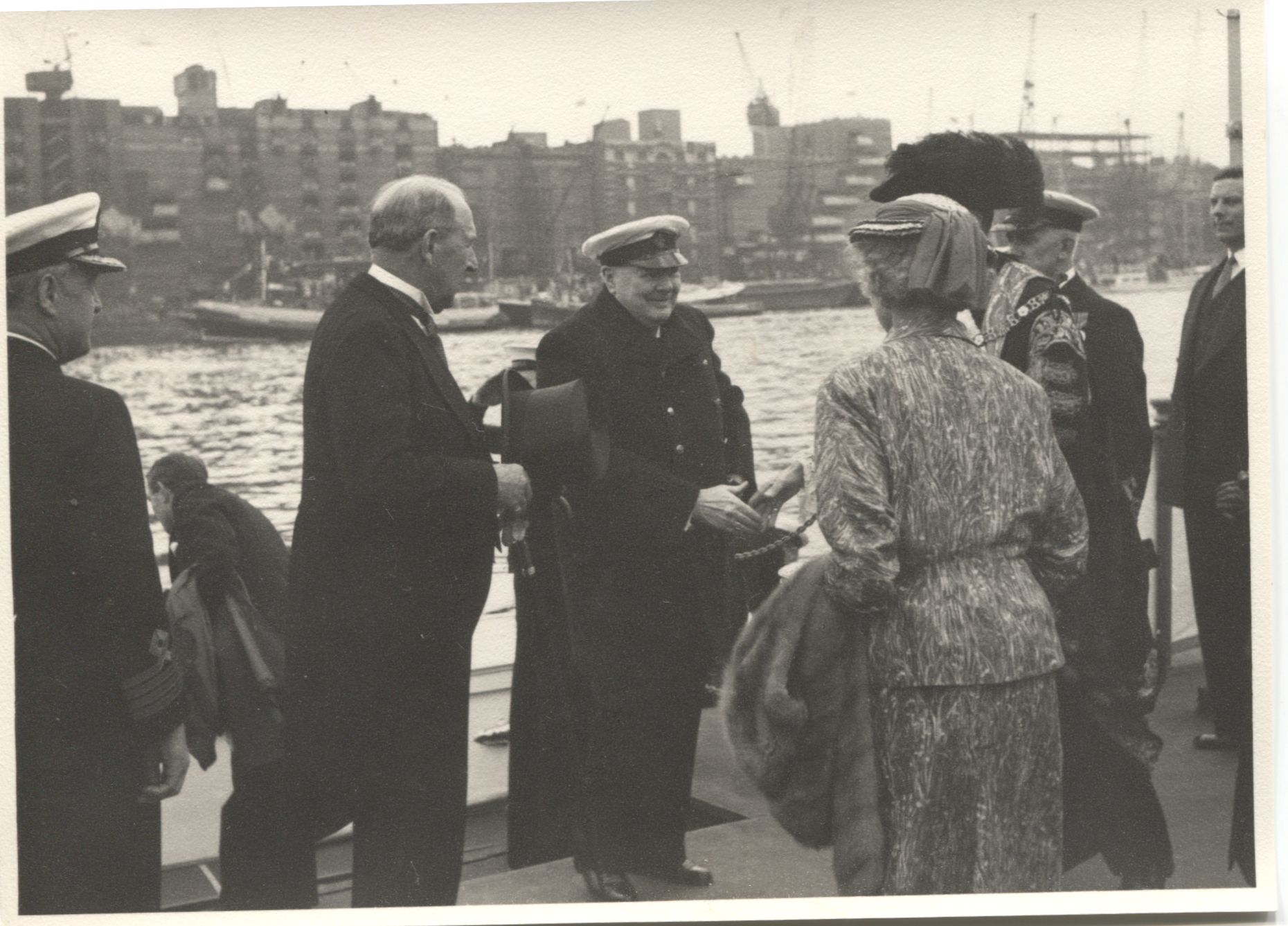 [ELIZABETH II image 4