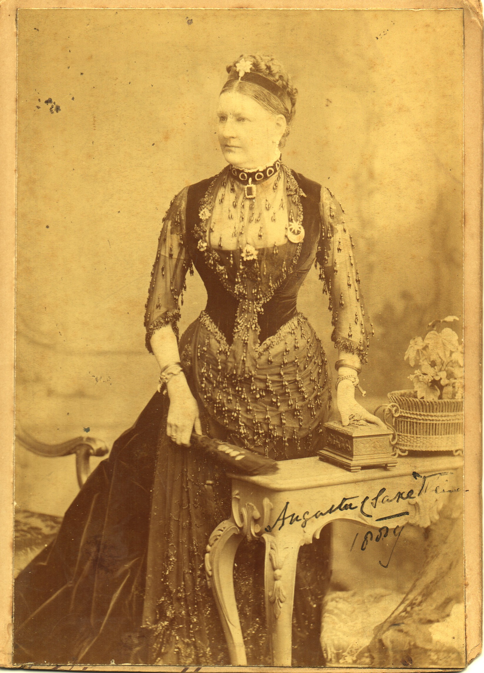 (Princess, 1827-1904, Daughter of the Fifth Duke of Richmond & Gordon, wife of Prince Edward of Saxe-Weimar) — Sophie Dupré Autographs
