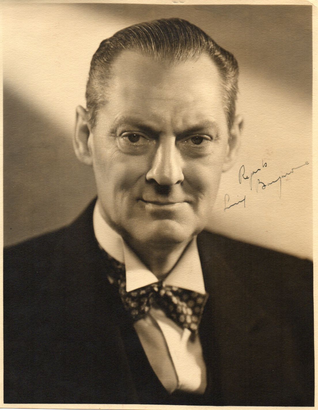(Lionel, 1878-1954, American Actor) — Sophie Dupré Autographs