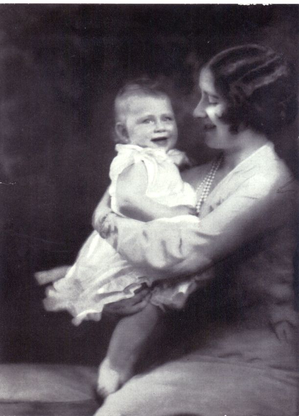 (The Queen Mother, 1900-2002, Queen of George VI) & her daughter ELIZABETH (b. 1926, Queen of Great Britain)] — Sophie Dupré Autographs