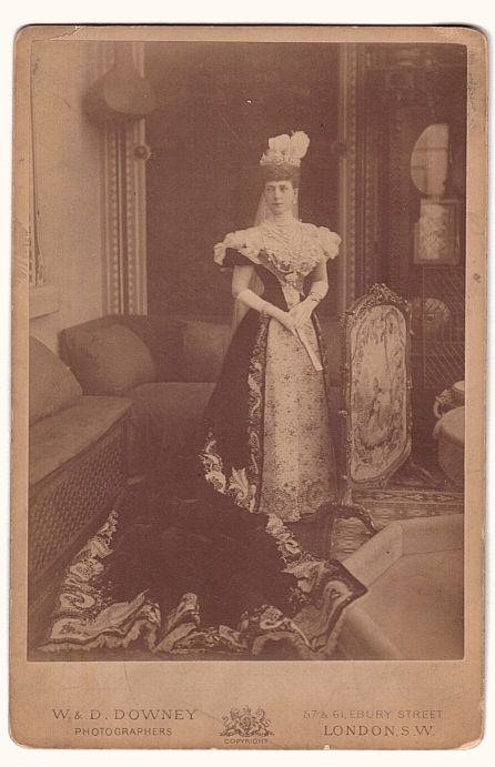 (of Denmark, 1844-1925, Queen of Edward VII)] — Sophie Dupré Autographs