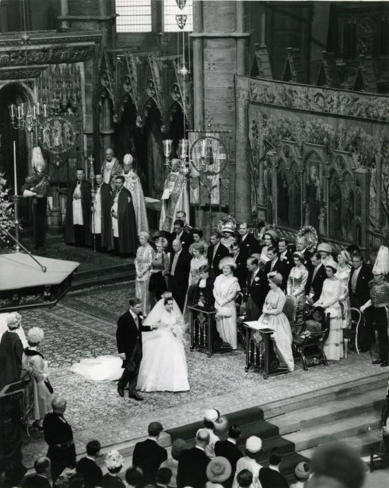 (Rose, 1930-2002, Princess, Sister of Queen Elizabeth II, Countess of Snowdon) — Sophie Dupré Autographs