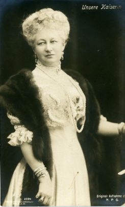 (Empress, 1858-1921, first Wife of  Kaiser Wilhelm II, 1859-1941)] — Sophie Dupré Autographs