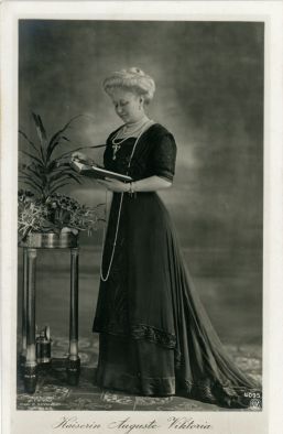 (Empress, 1858-1921, first Wife of  Kaiser Wilhelm II, 1859-1941)] — Sophie Dupré Autographs