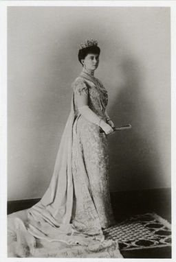 (Dorothea Ulrike Alice, 1870-1932, Princess of Prussia, daughter of Emperor Friedrich III, wife, 1889, of King Constantine I of Greece)] — Sophie Dupré Autographs